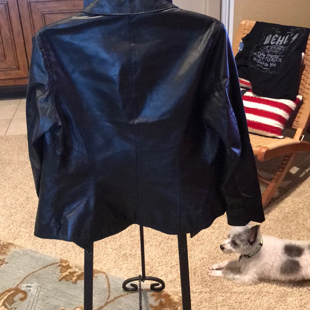 Jacket - Picture 4 of 4